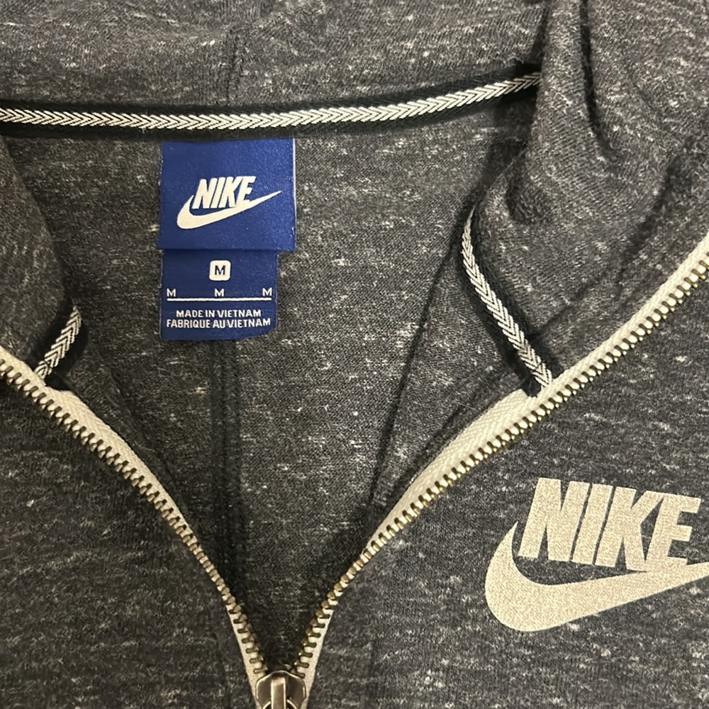 Women’s Nike zip up